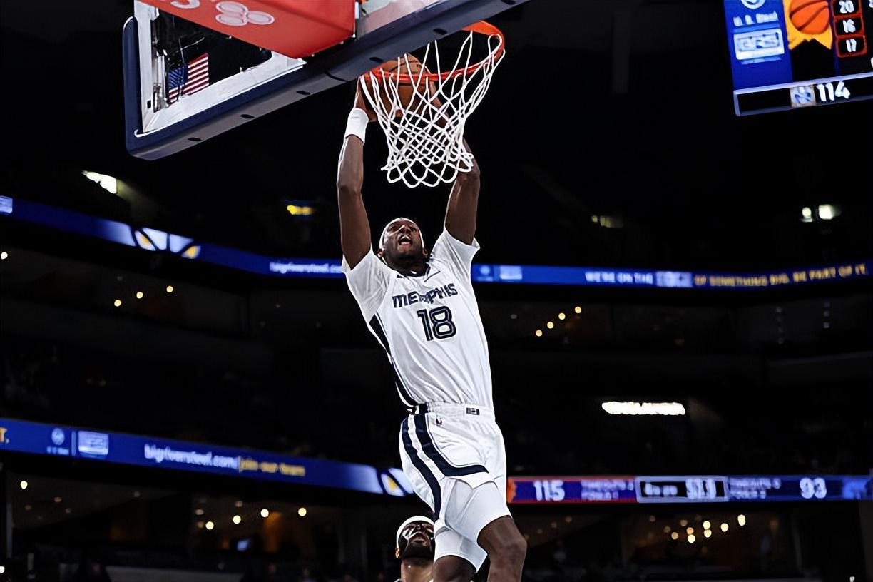 足球赛事-灰熊转正了双向合同锋线新星，他曾是被独行侠放弃的高潜力首轮秀